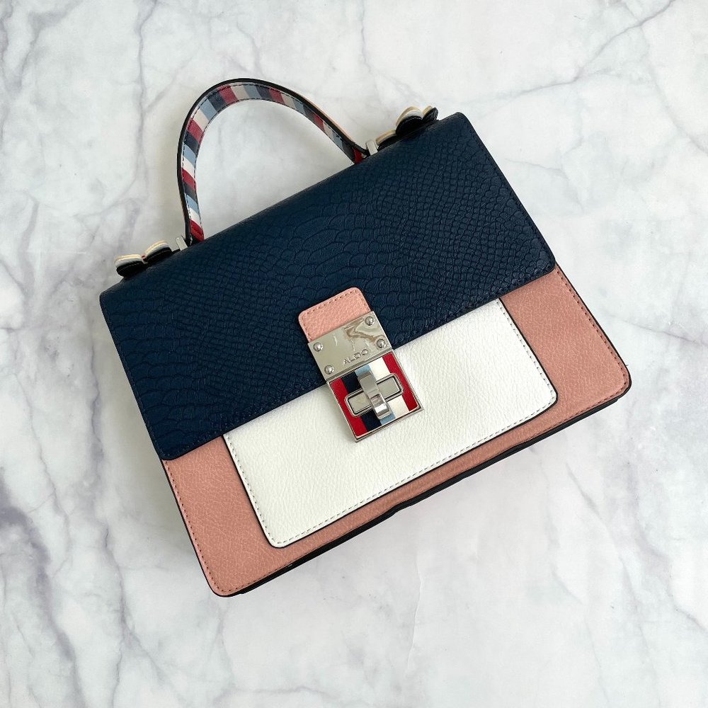 Elegant Top handle bag